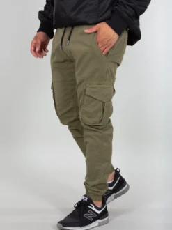 Alpha Industries Herren Hose in oliv