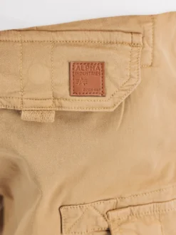 Alpha Industries Herren Shorts in camel