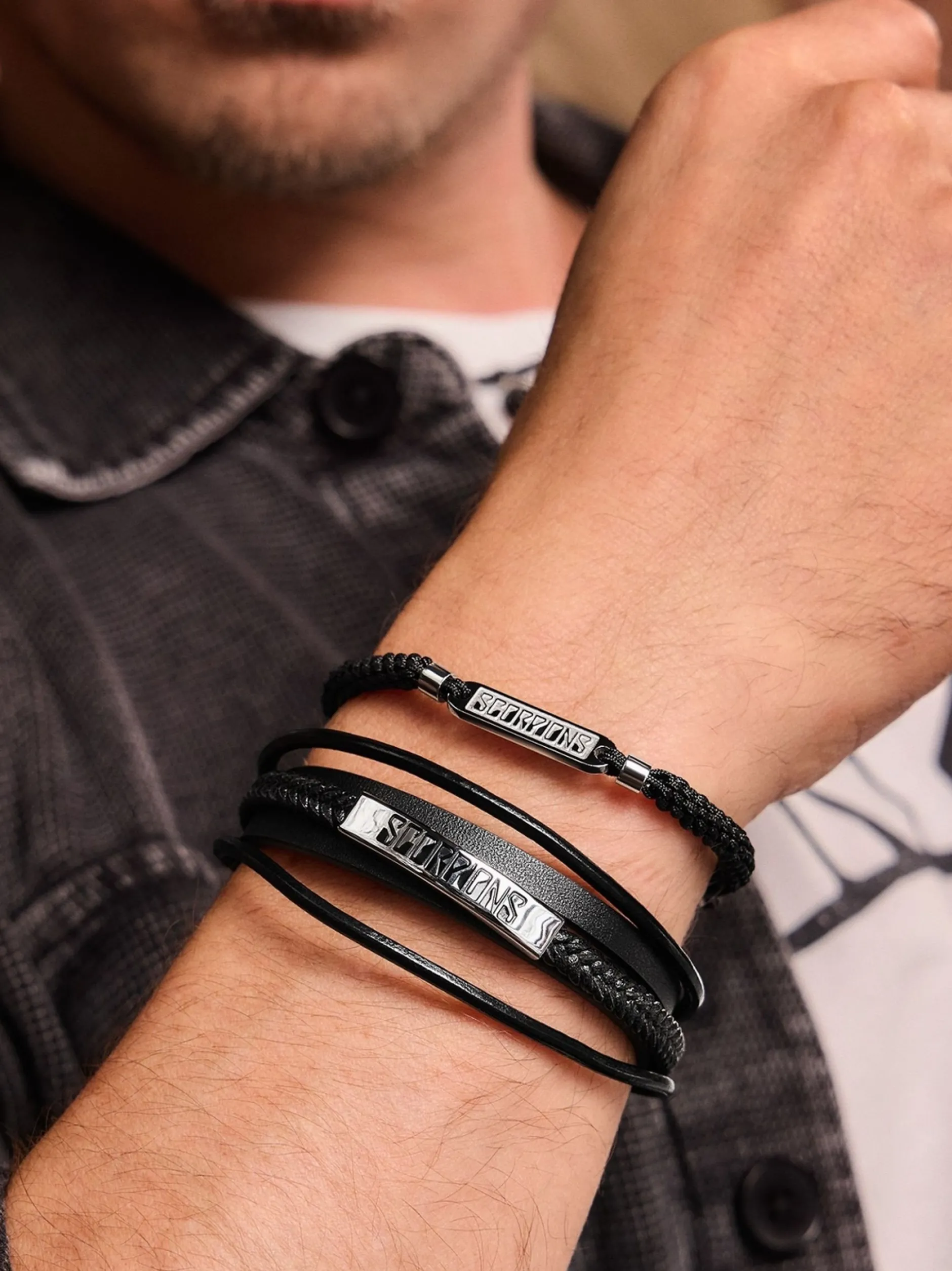 amor Unisex Armband in schwarz