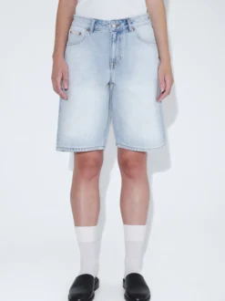 Dr. Denim Damen Shorts – Asra in bleached