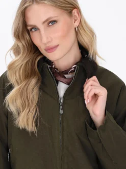 Dreimaster Damen Jacke in oliv