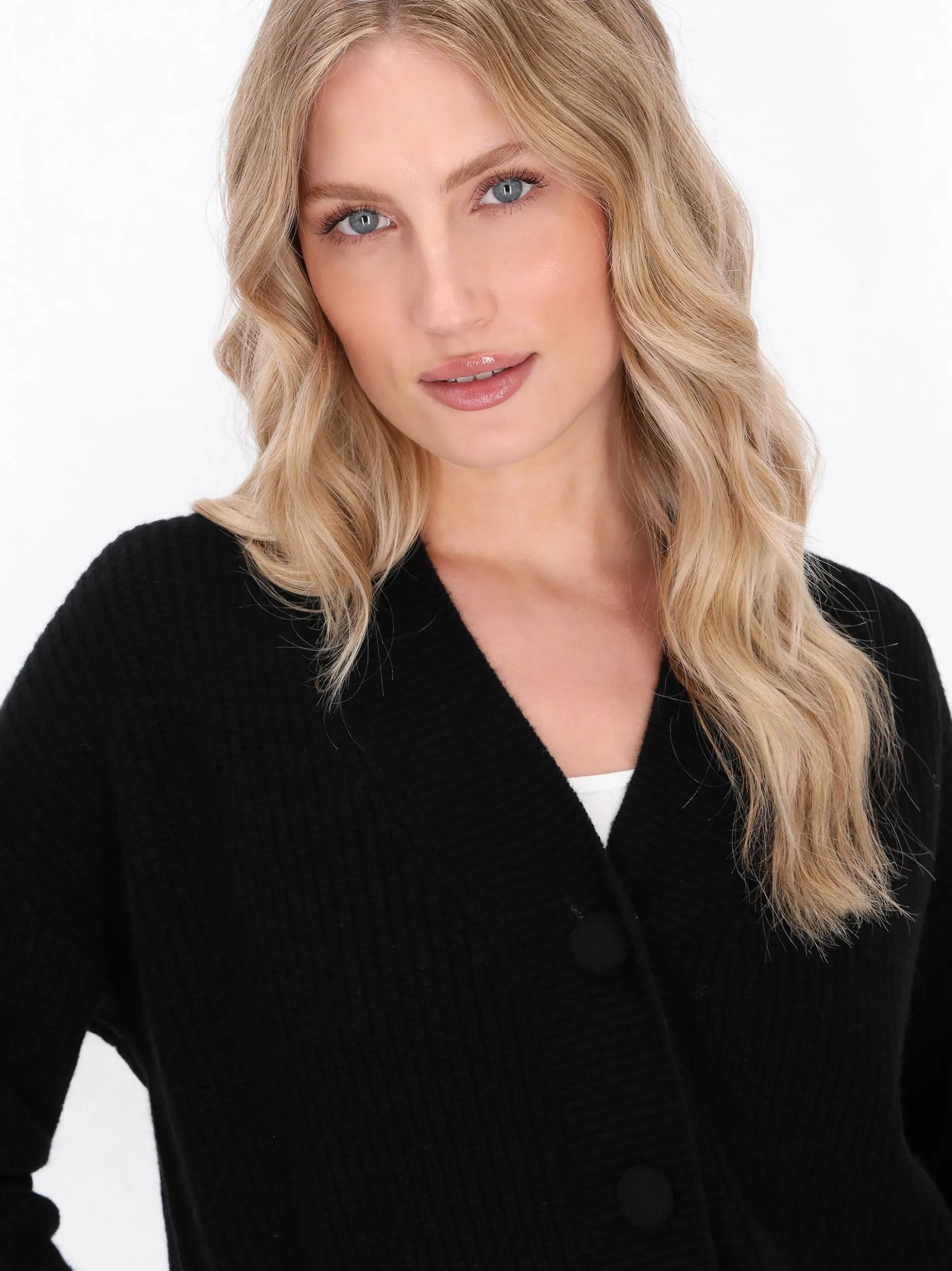 Dreimaster Damen Strickjacke in schwarz