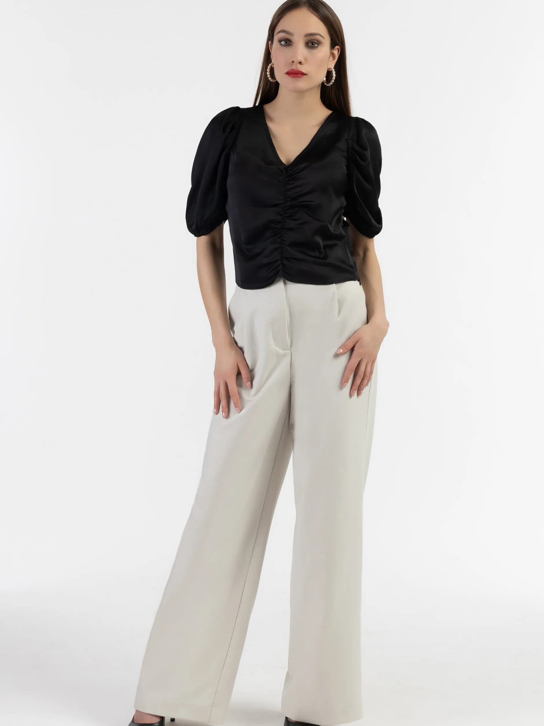 Faina Damen Drapiertes Top in schwarz