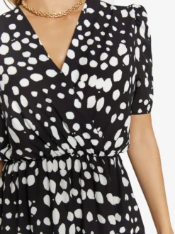 Faina Damen Kleid in schwarz weiß - Länge: mittel