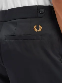 Fred Perry Herren Shorts in schwarz - Länge: kurz