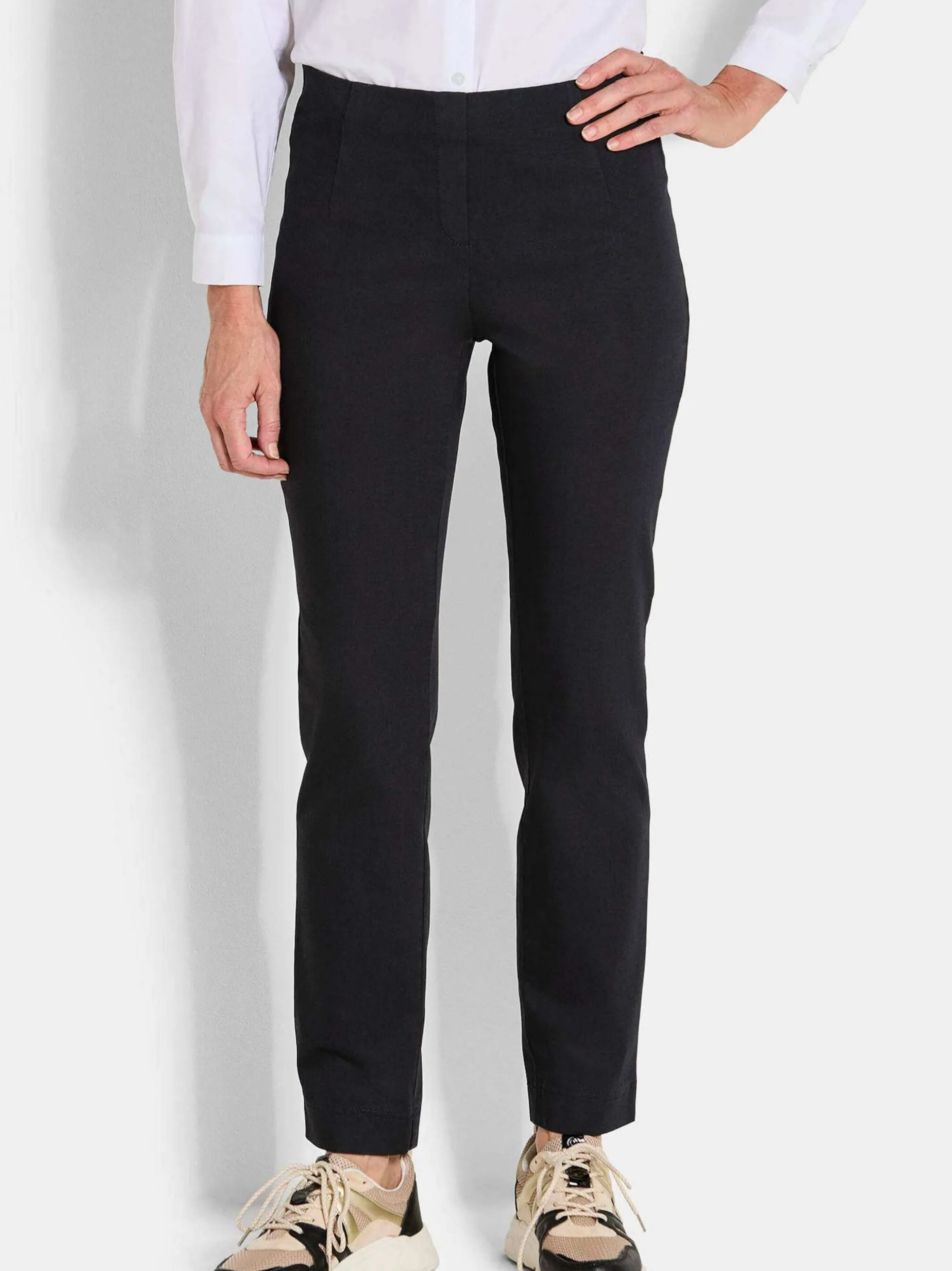Goldner Damen Hosen - Kurzgröße in schwarz