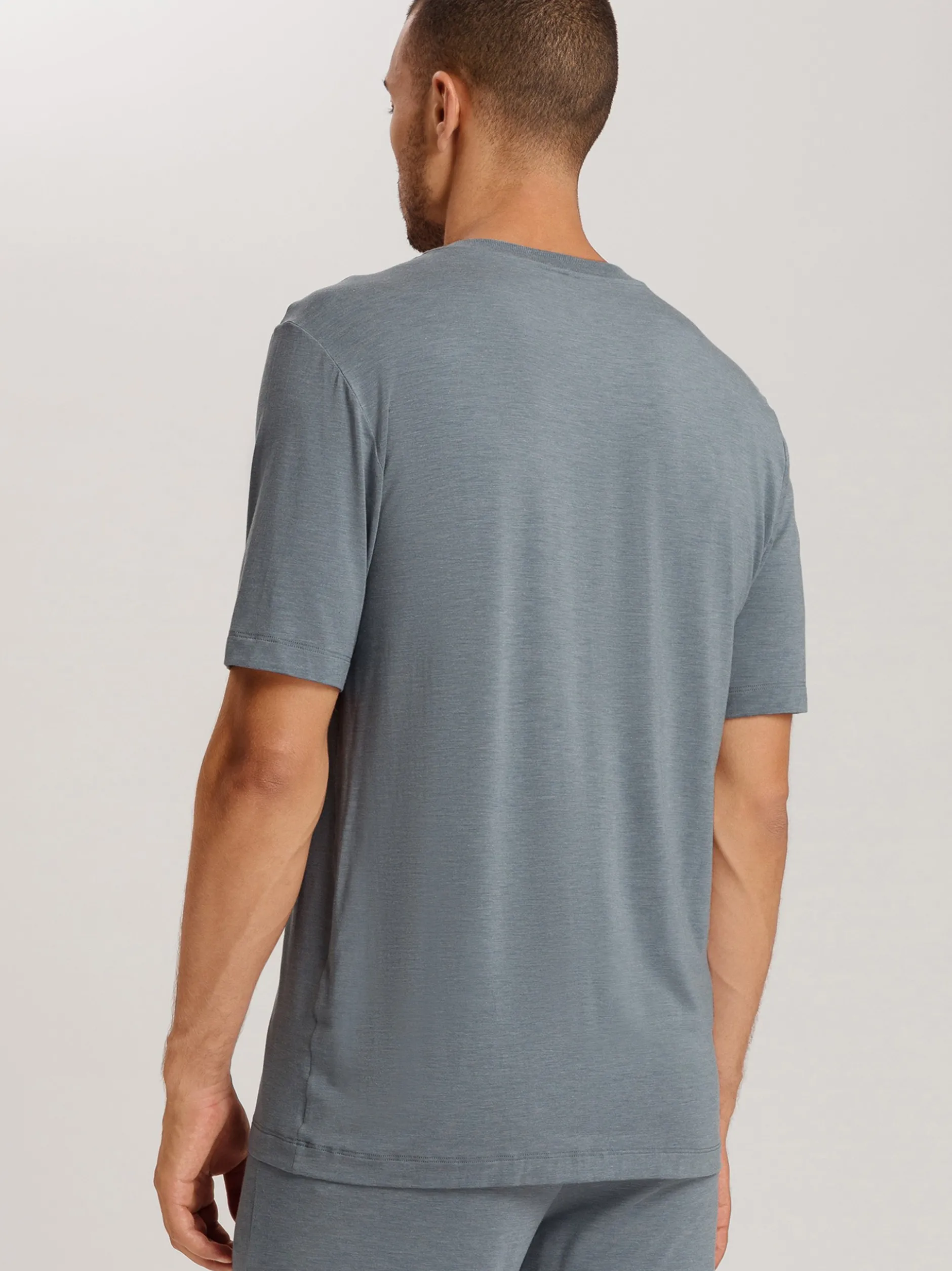 Hanro Herren V-Shirt - Casuals in grau