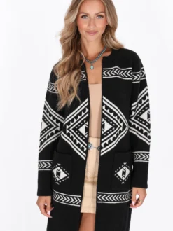 IZIA Damen Strickjacke in schwarz - Ausschnitt: Rundhals
