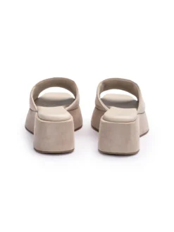 Lloyd Damen Sandale in beige - 5,0 cm Absatz