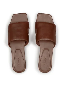 Lloyd Damen Sandale in cognac - 0,5 cm Absatz
