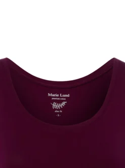 Marie Lund Damen Top in aubergine - Ausschnitt: Rundhals
