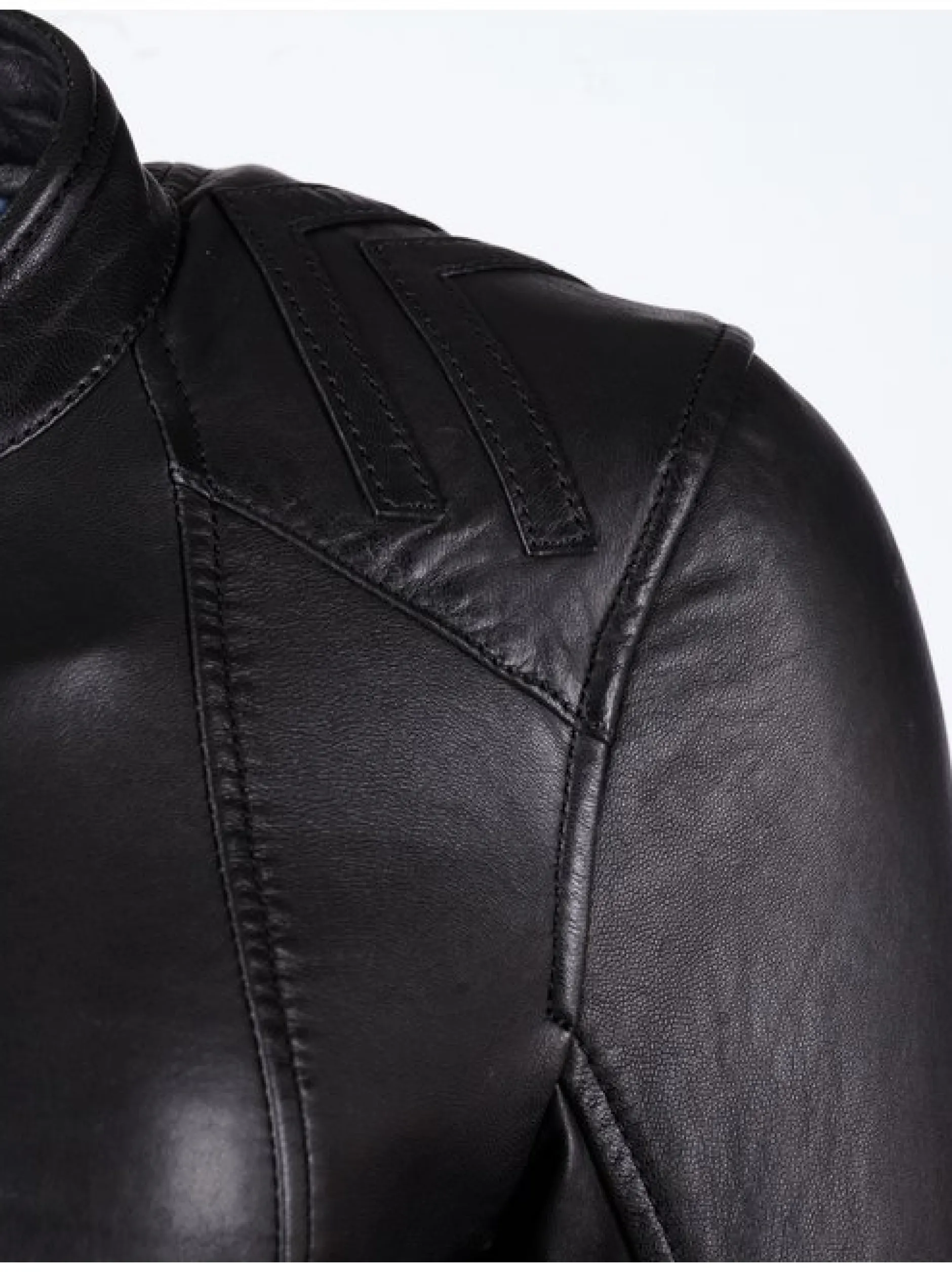 Maze Damen Lederjacke in schwarz