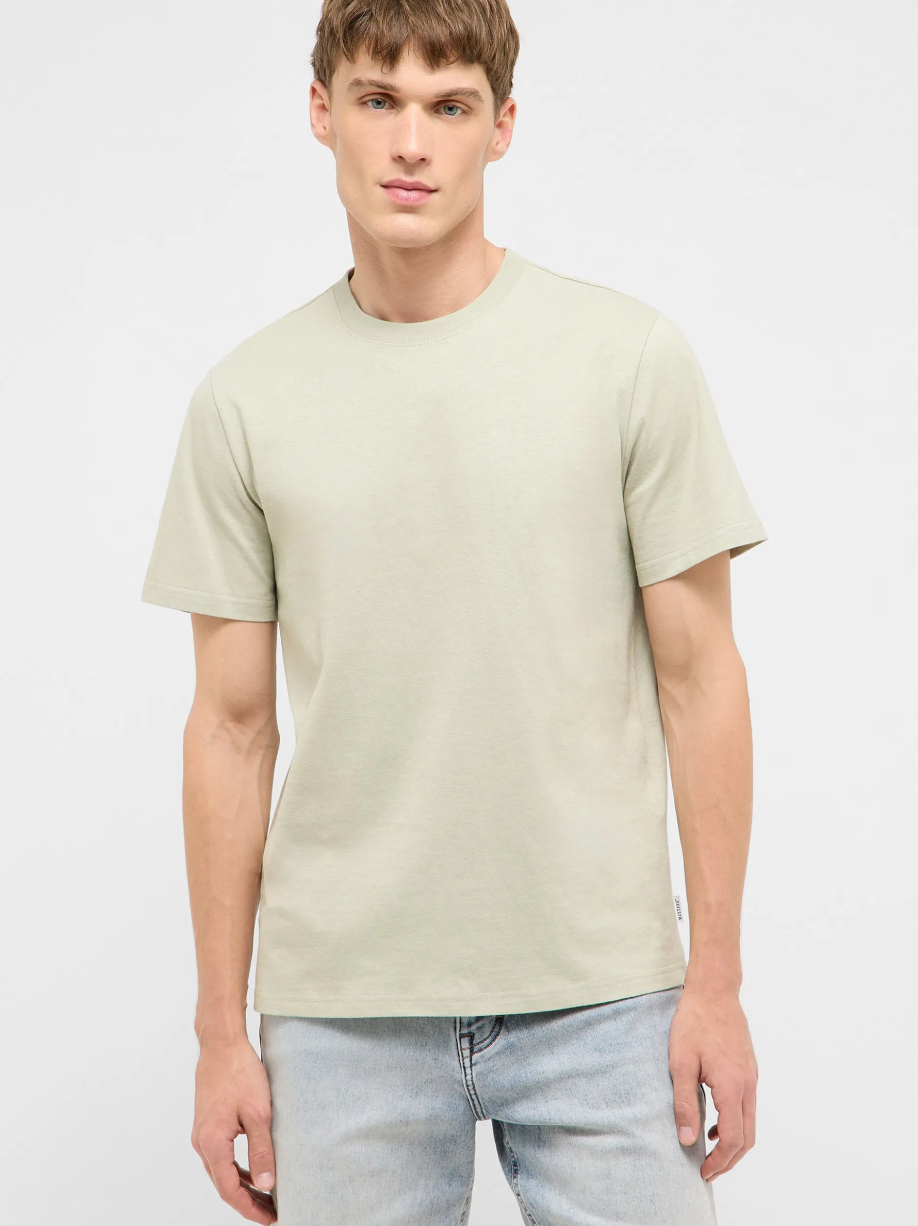 Mustang Herren T-Shirt in grün - Ausschnitt: Rundhals