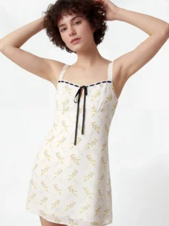 MyMo Damen Kleid in weiß - Länge: mittel