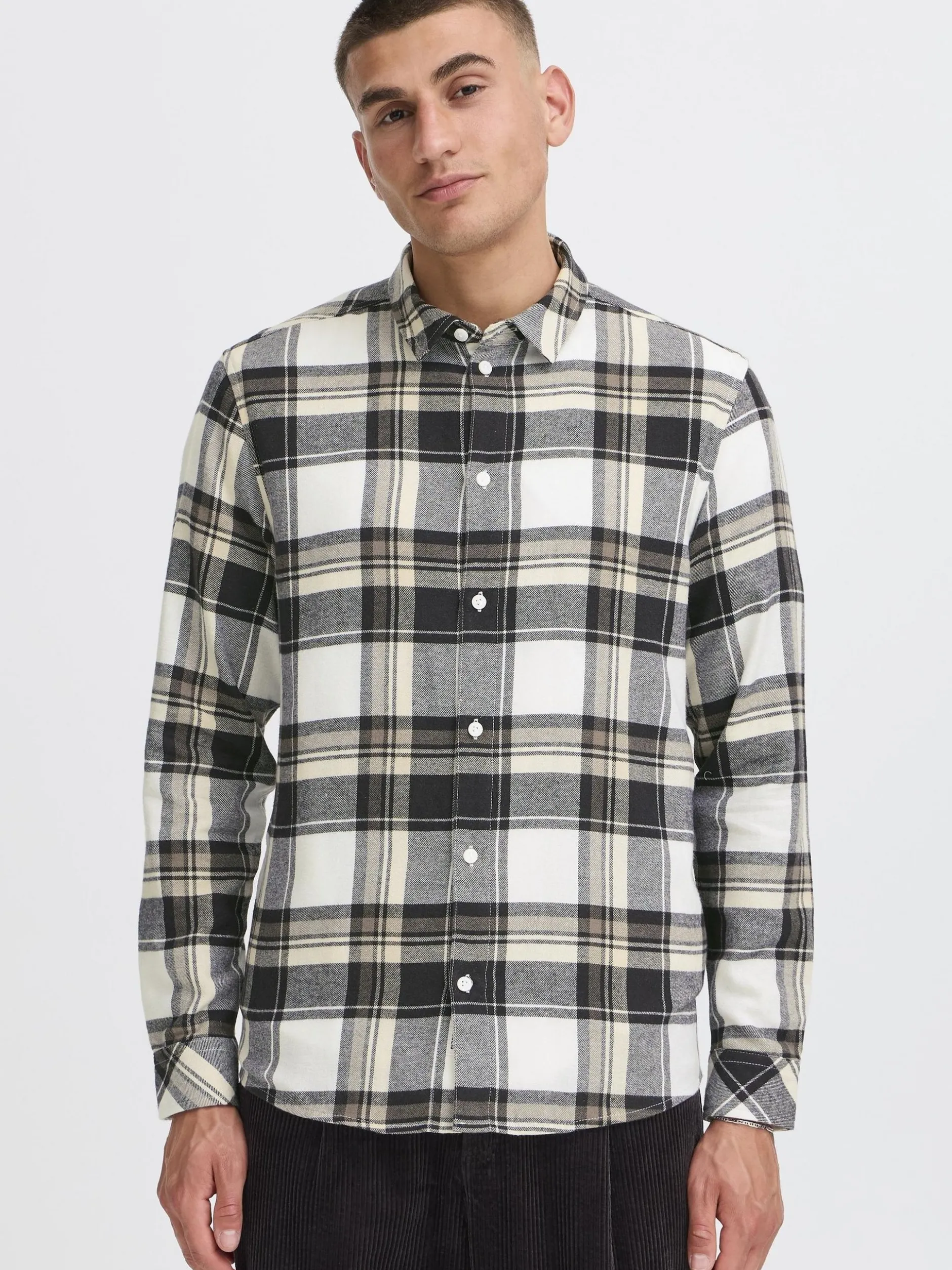 Solid Herren Flanellhemd - SDChris in schwarz